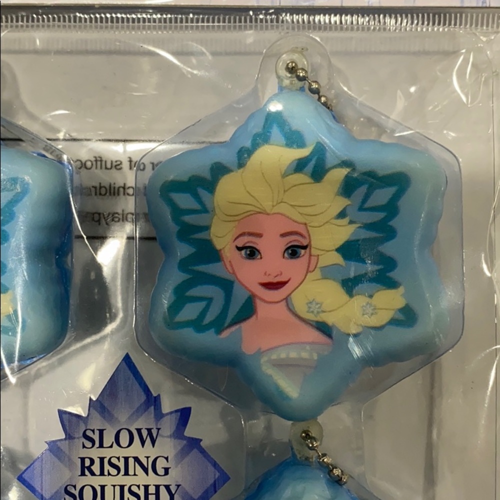 Frozen keychains - Picture 4 of 5